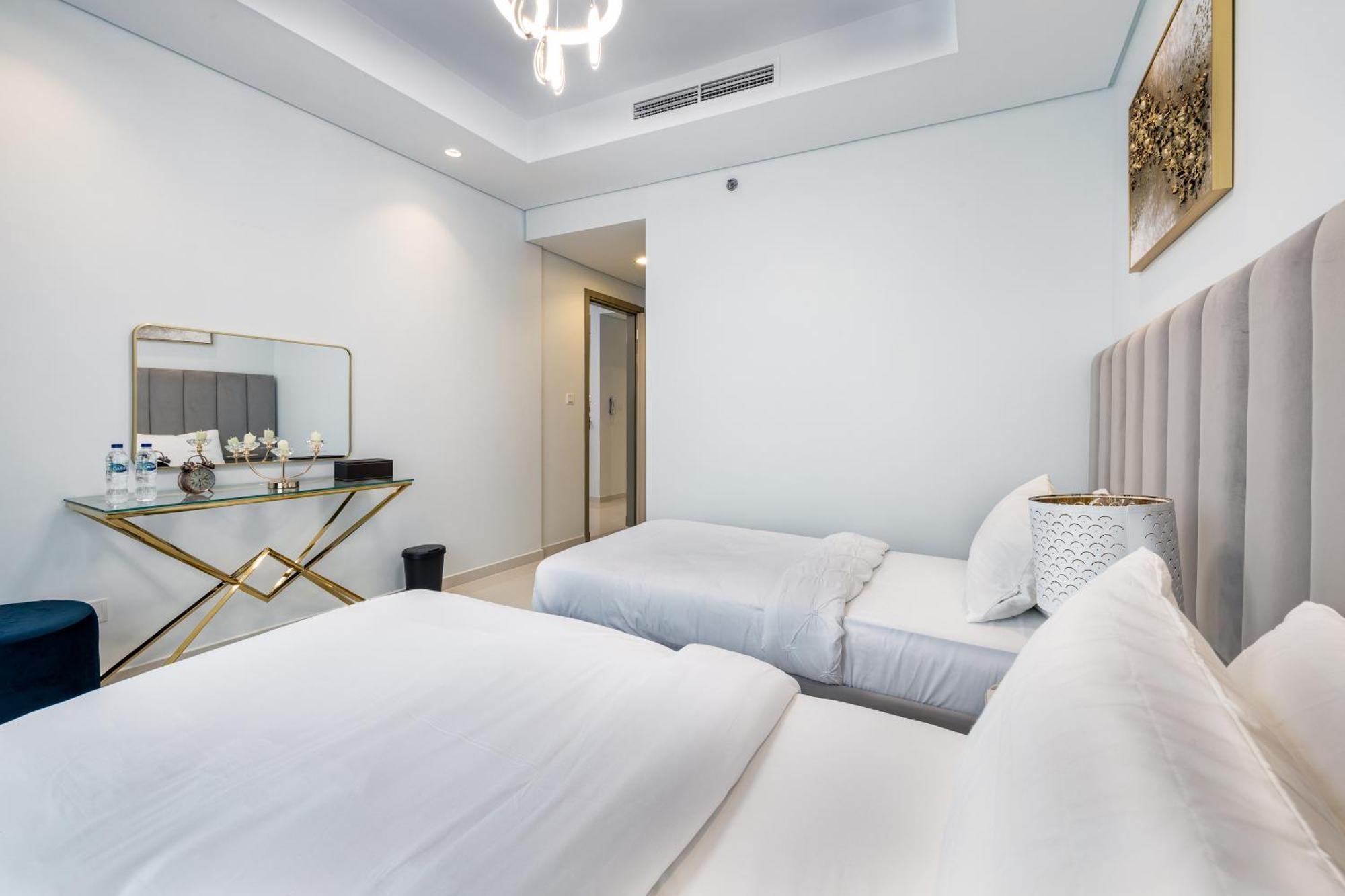 דירות דובאי Aliving Luxe 2Br With Burj Khalifa View Infinity Pool Midtown-4704 מראה חיצוני תמונה