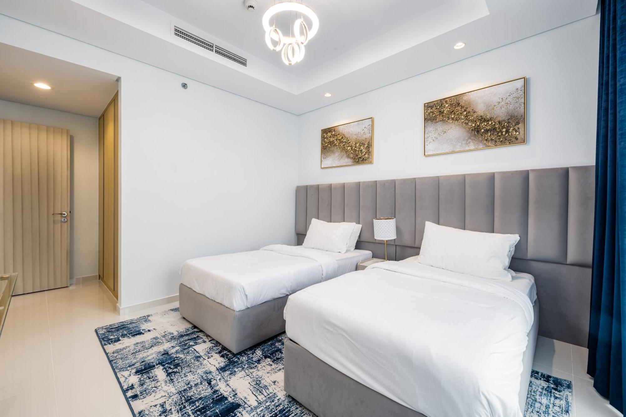 דירות דובאי Aliving Luxe 2Br With Burj Khalifa View Infinity Pool Midtown-4704 מראה חיצוני תמונה