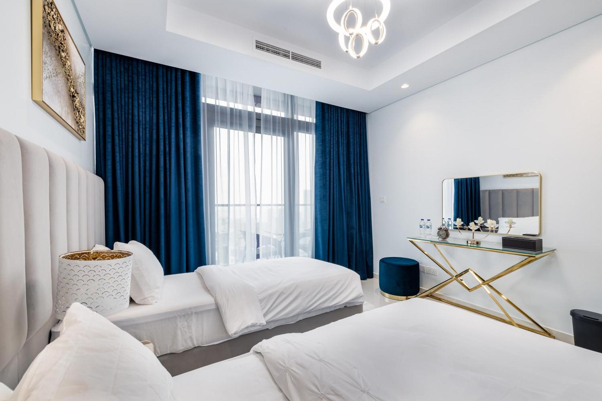 דירות דובאי Aliving Luxe 2Br With Burj Khalifa View Infinity Pool Midtown-4704 מראה חיצוני תמונה